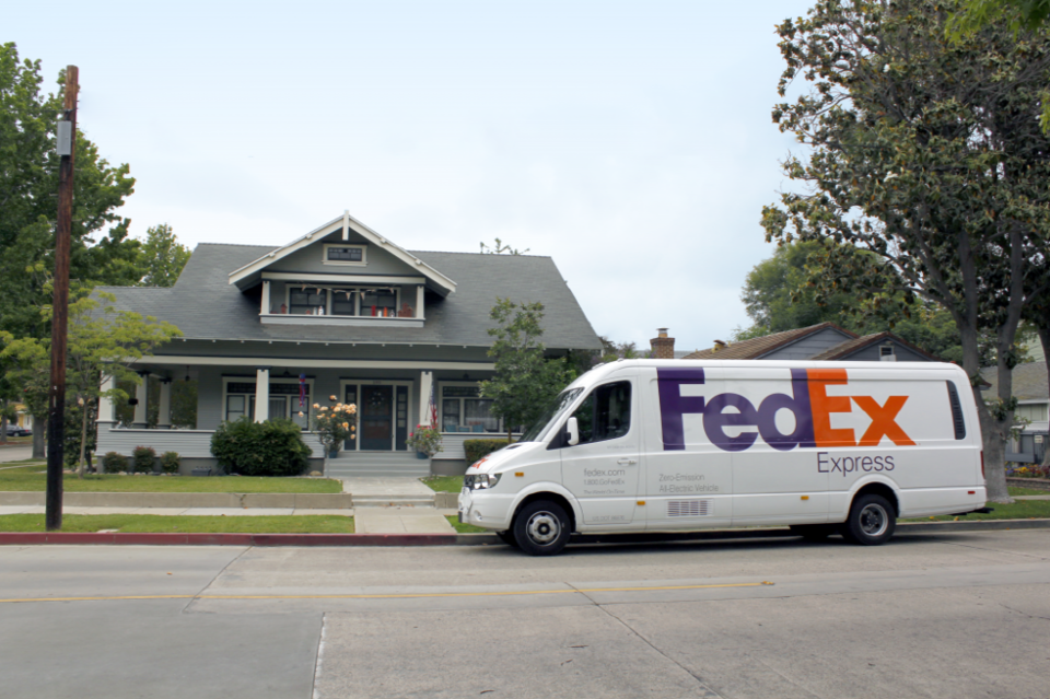 페덱스(FedEx)는 찬제(Chanje)를 통해 캘리포니아 42개 지역에 전기차 충전 인프라를 구축하는 프로젝트를 진행한다.